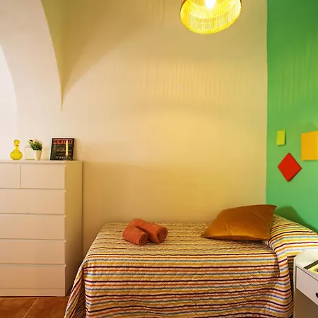 Holiday Bom By Interhome